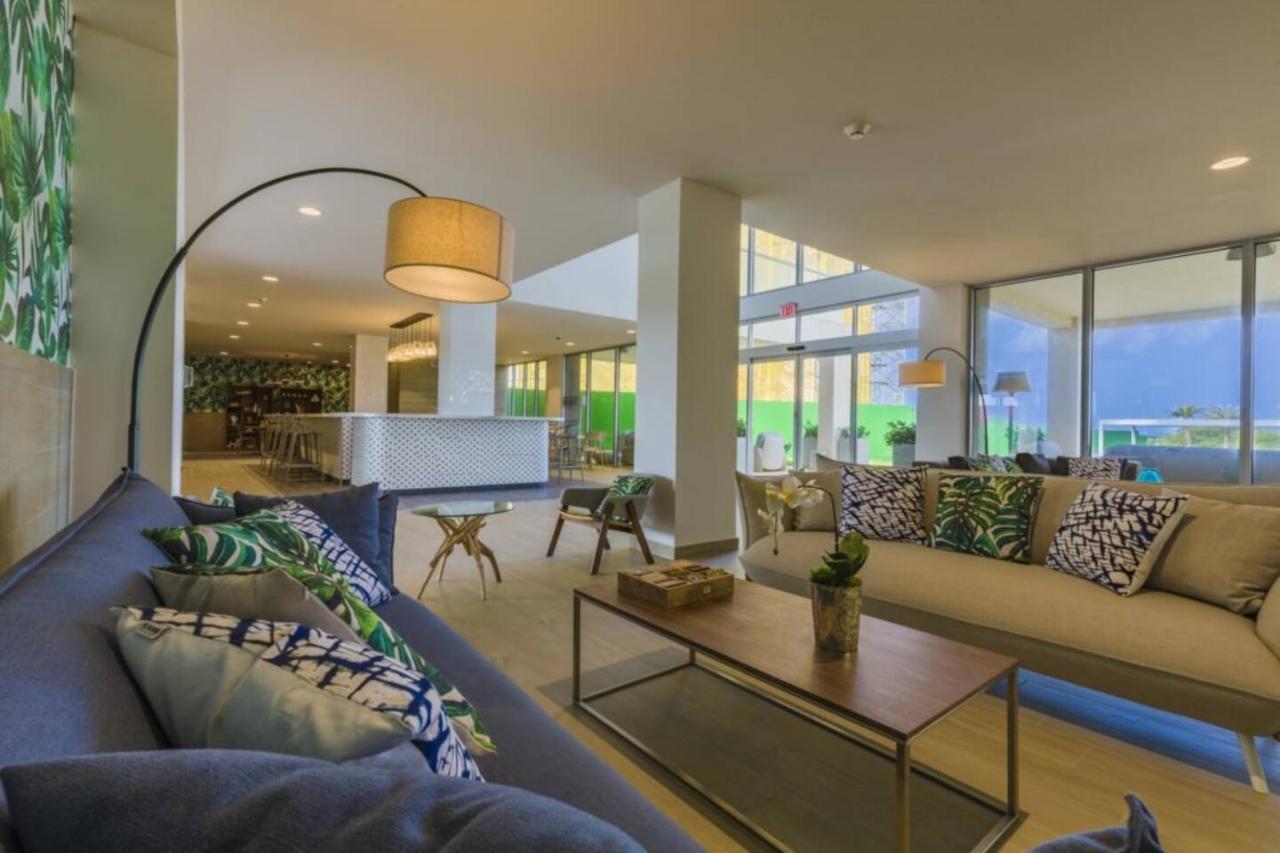 Breath Taking Beach Front Views Condo Eagle Beach Palm Beach Buitenkant foto